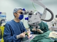 眼科为年轻白内障患者实施蔡司CALLISTO eye导航系统下散光多焦人工晶体植入术