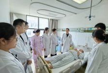 神经内科成功为1例携带SOD1基因突变的渐冻症患者实施靶向药物托夫生鞘内注射治疗